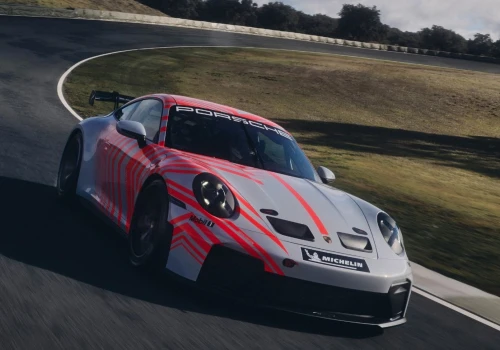 Porsche 911 Challenge – most między drogowym GT3 a wyścigowym Cup. 515 KM, PDK i cena od 208 800 euro
