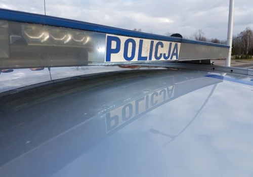 Lędziny: 3-latek uruchomił Audi i ruszył. Doszło do kolizji, dziecko trafiło do szpitala