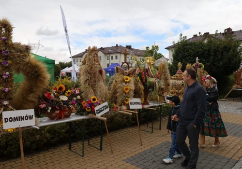 Dożynki Gminne w Dominowie. Mieszkańcy Gminy Głusk podziękowali za tegoroczne plony