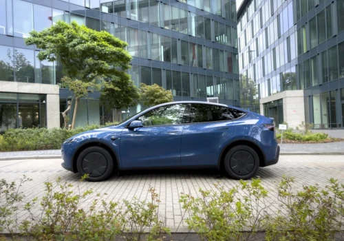 Tesla Model Y – testowaliśmy „biedawersję” bestsellera. Okazja czy pułapka cenowa?