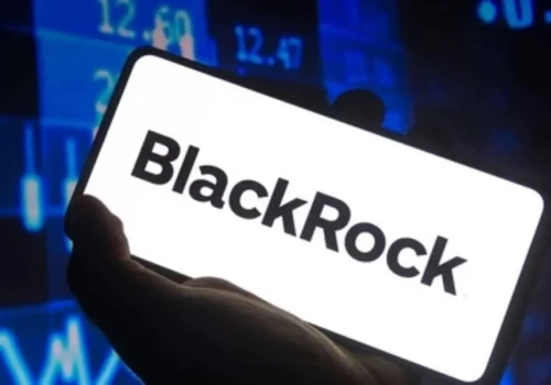 BlackRock, JPMorgan i SocGen stawiają kapitał „poza dolarem”. Stopy procentowe NBP bez zmian?
