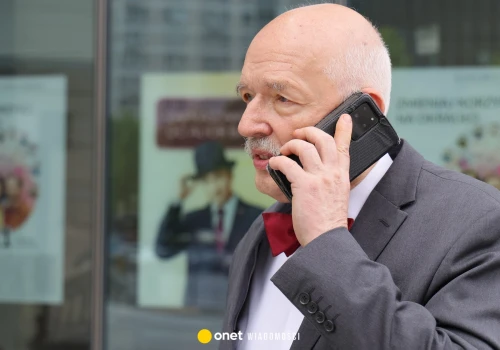 Janusz Korwin-Mikke reaguje na wpadkę Konfederacji w Krakowie. 