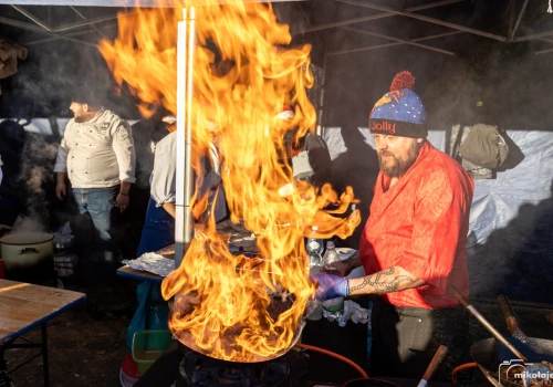 100 szefów kuchni, 20 stref kulinarnych i wielki cel. 13 września Kulinarny Ogień rozgrzeje TAURON Park Śląski