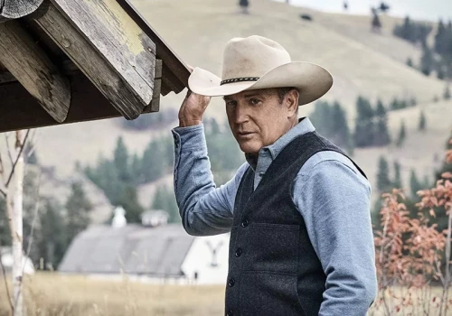 Seriale idealne dla widzów 50+ – co warto obejrzeć na Netflix i HBO?