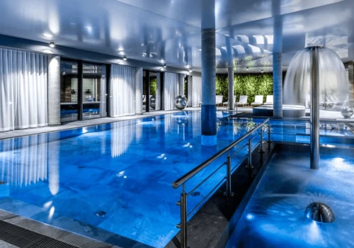 4* resort w Karkonoszach 🏔️ Basen z widokiem na Śnieżkę i strefa spa w cenie 💆 🌊