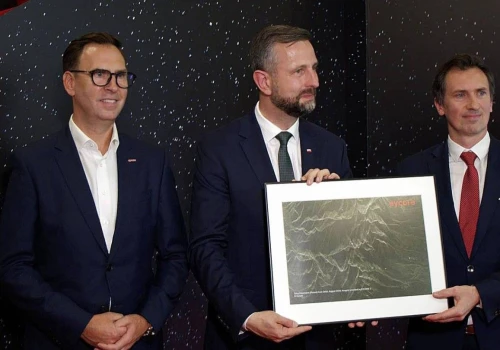 Pierwsze zobrazowania z satelity Eycore-1