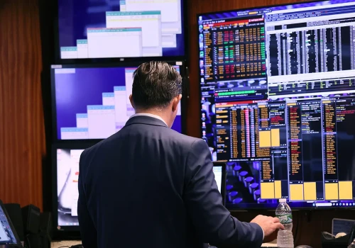 Paradoks na Wall Street. Nasdaq i S&P 500 na szczytach, ale „tanie”?