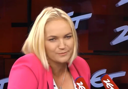 Szczekała w Sejmie, przez dwa tygodnie była ministrem kultury. Chorosińska może zostać ukarana