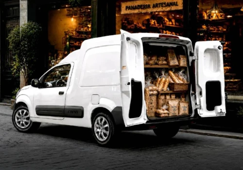 Nowego Peugeot Rapid 1.3 z fiatowskim Firefly 107 KM mają tu za 81 tysięcy a pierwsza wpłata to 720 zł, aż 84 raty