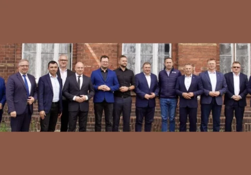 Kolej wróci do Gaworzyc, Niegosławic i Szprotawy. Jasne deklaracje na przejeździe specjalnym Kolei Dolnośląskich