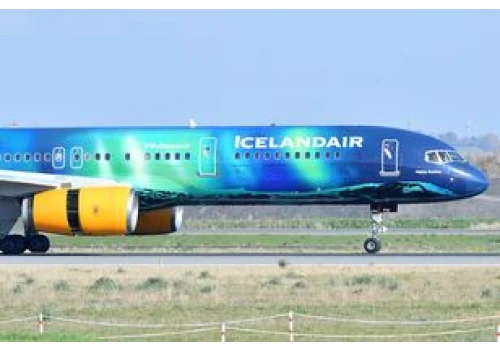Boeing 757 z zorzą polarną zezłomowany. Zrobili z niego breloki