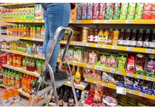 Przebadali musy m.in. z Lidla i Biedronki. We wszystkich są pestycydy