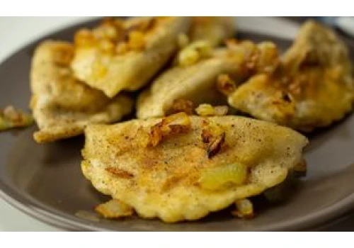 Ruskie przy nich są po prostu nudne. Zrób jesienne pierogi z genialnym farszem