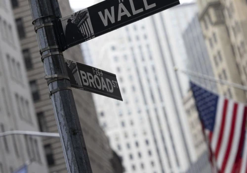 Przed sesją na Wall Street. Ropa powyżej 100 USD zwiększa presję na Fed