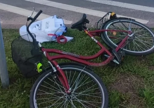 Potrącenie rowerzystki w Ciechanowie. Wysoki mandat dla kierowcy auta