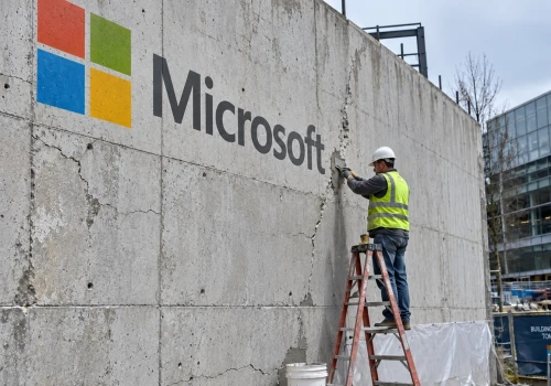 Rekordowy Patch Tuesday Microsoftu: prawie 1000 podatności i dwa aktywnie wykorzystywane zero-daye