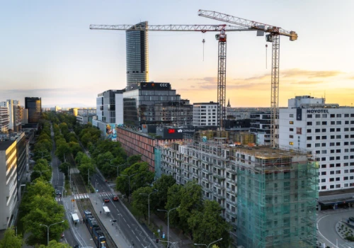 Ta inwestycja zmienia krajobraz południowego Wrocławia. Zaglądamy na budowę nowego apartamentowca
