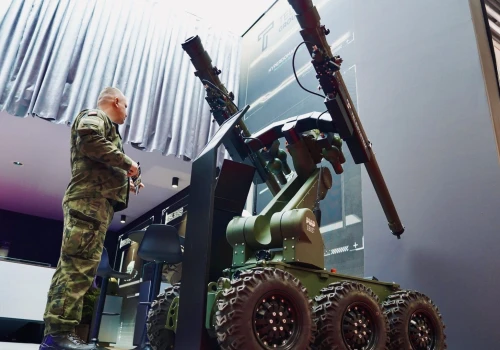 Laser zamiast radia. Polska „cicha” łączność na polu walki