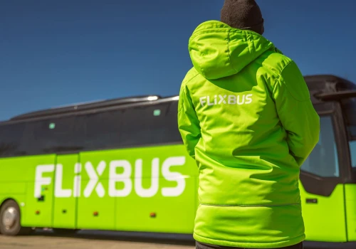 FlixBus zwiększa liczbę kursów do Krakowa. Nowe połączenia z Warszawy