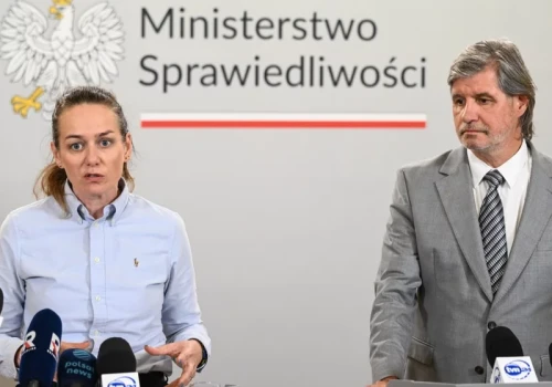 Awantura z policją w Akademii Wymiaru Sprawiedliwości. „Era uciekania dobiegła końca”