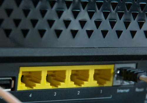 Masz taki router? CERT Polska ostrzega, koniecznie zrób aktualizację!