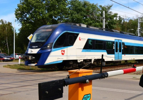 Trwa protest maszynistów. Pociągi z opóźnieniami w całej Polsce. Duże utrudnienia także w regionie