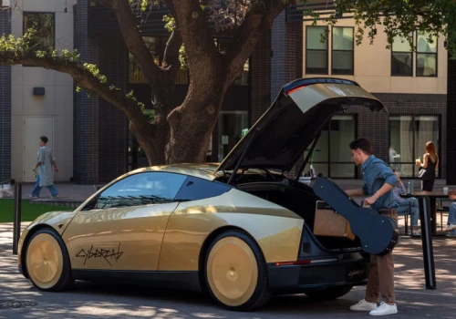 Nowa Tesla stanowi zagrożenie? Strażacy mają sporo obaw