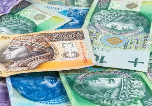 ZUS chwali kondycję FUS. Jak działają dopłaty do emerytur obywateli Ukrainy?