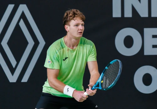 Tenis ziemny: Maks Kaśnikowski z wansem do półfinału w Stambule!