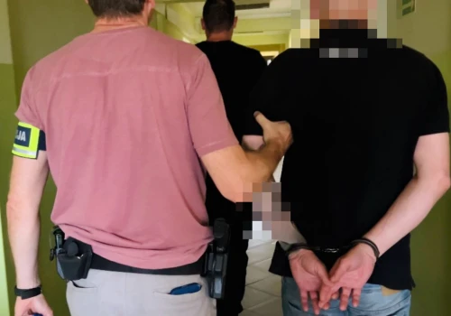 Fałszywe alarmy bombowe w szkołach. 3-miesięczny areszt dla 41-latka