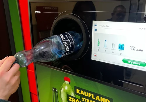 Wakacje pod znakiem kaucji. Jednego dnia oddano prawie 27 mln opakowań