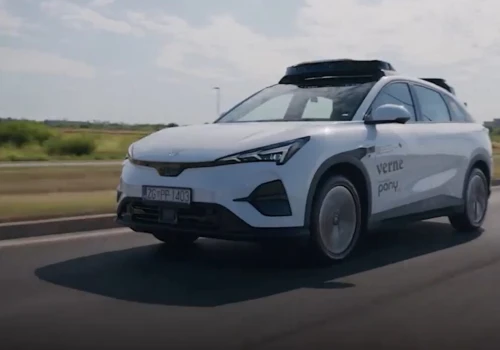 Autonomiczne taxi Verne rusza na CHORWACJI. Miał być własny pojazd, jest chińczyk, miało być Mobileye, jest chińskie Pony AI