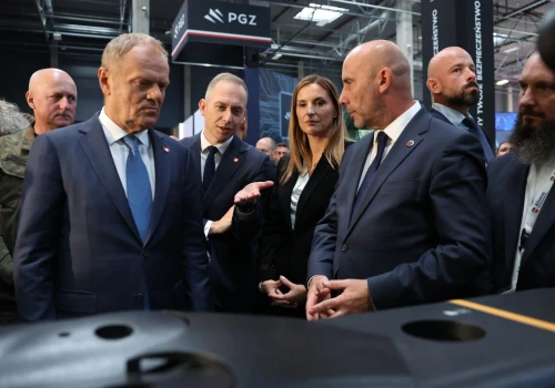 Premier Tusk zapowiada budowę polskiego Starlinka