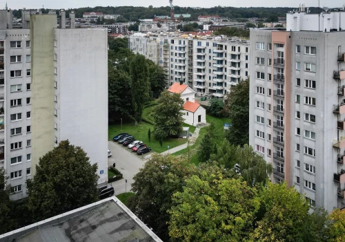 Mieszkanie w bloku z wielkiej płyty? Jeszcze niedawno nie było chętnych. Teraz to 