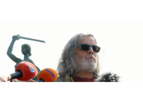 Piotr Niemczyk wyszedł z zakładu karnego – sąd wstrzymał wykonanie kary
