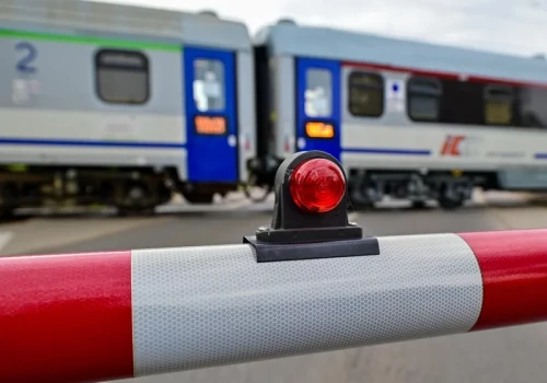 Straż Ochrony Kolei dostanie nowe uprawnienia. Będzie mogła karać kierowców