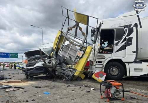 Tragiczny wypadek na A1. Najechał na pracowników, 4 z nich nie żyje
