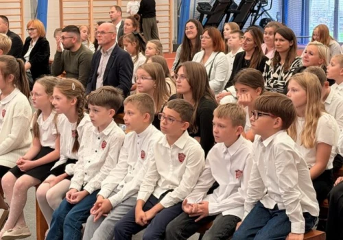 Podstawówka w Proszeniu rozbudowana