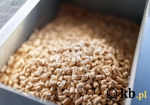 Zostawił pellet na zewnątrz na kilka tygodni. Efekt był gorszy, niż się spodziewał