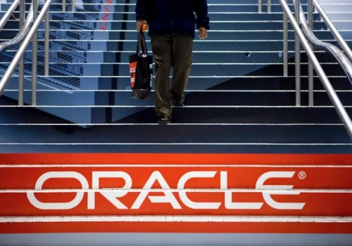 Oracle dokłada 700 mln dolarów do restrukturyzacji. W tle kolejne zwolnienia