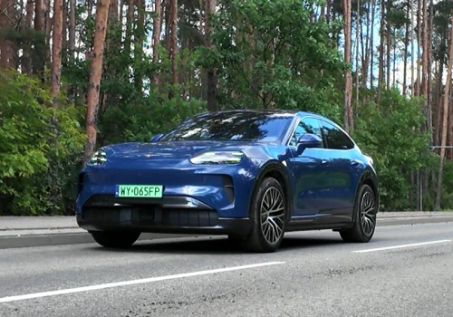 Jeździłem bazowym Cayenne Electric i jestem w szoku. Zużycie prądu powala, ale coś tu nie siedzi