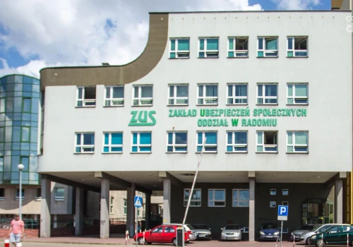 Radomianie wybierają przelewy zamiast gotówki