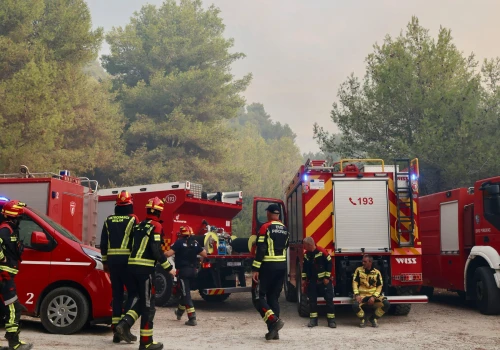 Groźny pożar w Chorwacji. Ponad 200 osób ewakuowanych łodziami