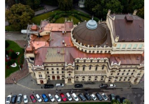 Teatr Słowackiego wyremontował dach według projektu Jana Zawiejskiego