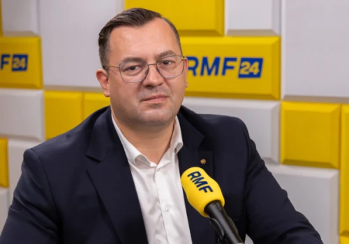 Drożejące paliwo i nawozy. Czy czekają nas podwyżki? Na to pytanie odpowie minister rolnictwa
