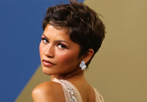 W latach 90. ta fryzura była hitem. Zendaya wraca do pixie cut