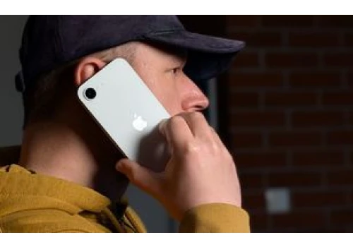 iOS 27 jest już dostępny. Siri AI ominęła Polskę i UE