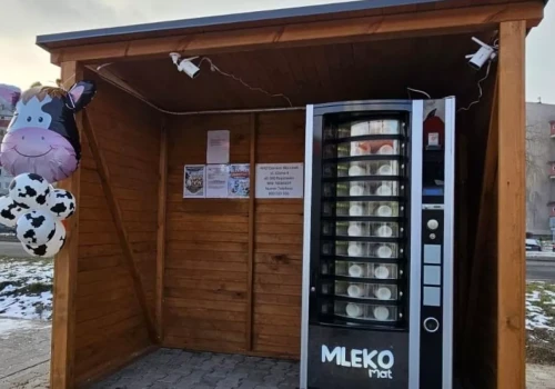 Dotacje na seromat, mlekomat i jajomat. Kiedy nabory w ARiMR?