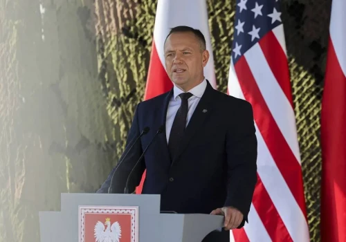 Prezydent Nawrocki w hołdzie Michaelowi Ollisowi. 