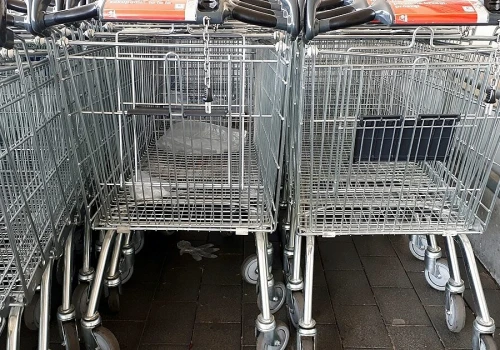 Ceny podstawowych produktów w sklepach w sierpniu wzrosły o 0,58 proc. rok do roku